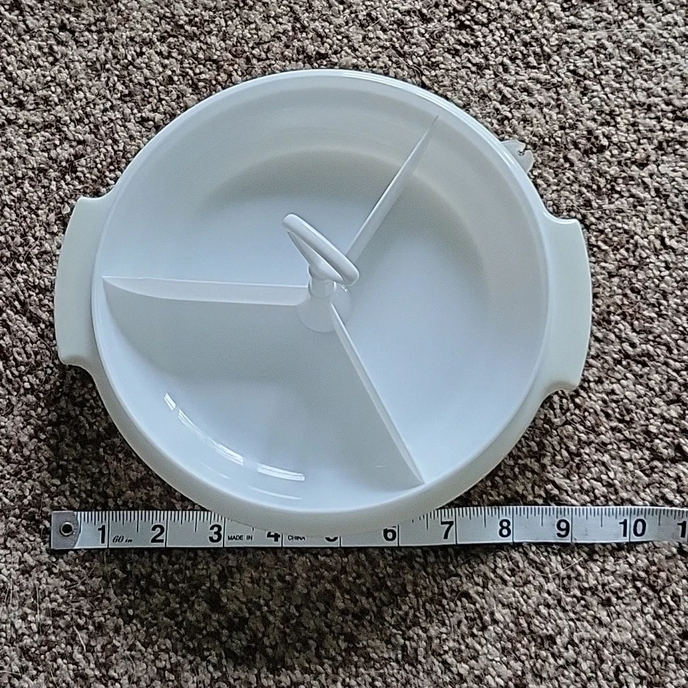 TUPPERWARE - Picture 1 of 7